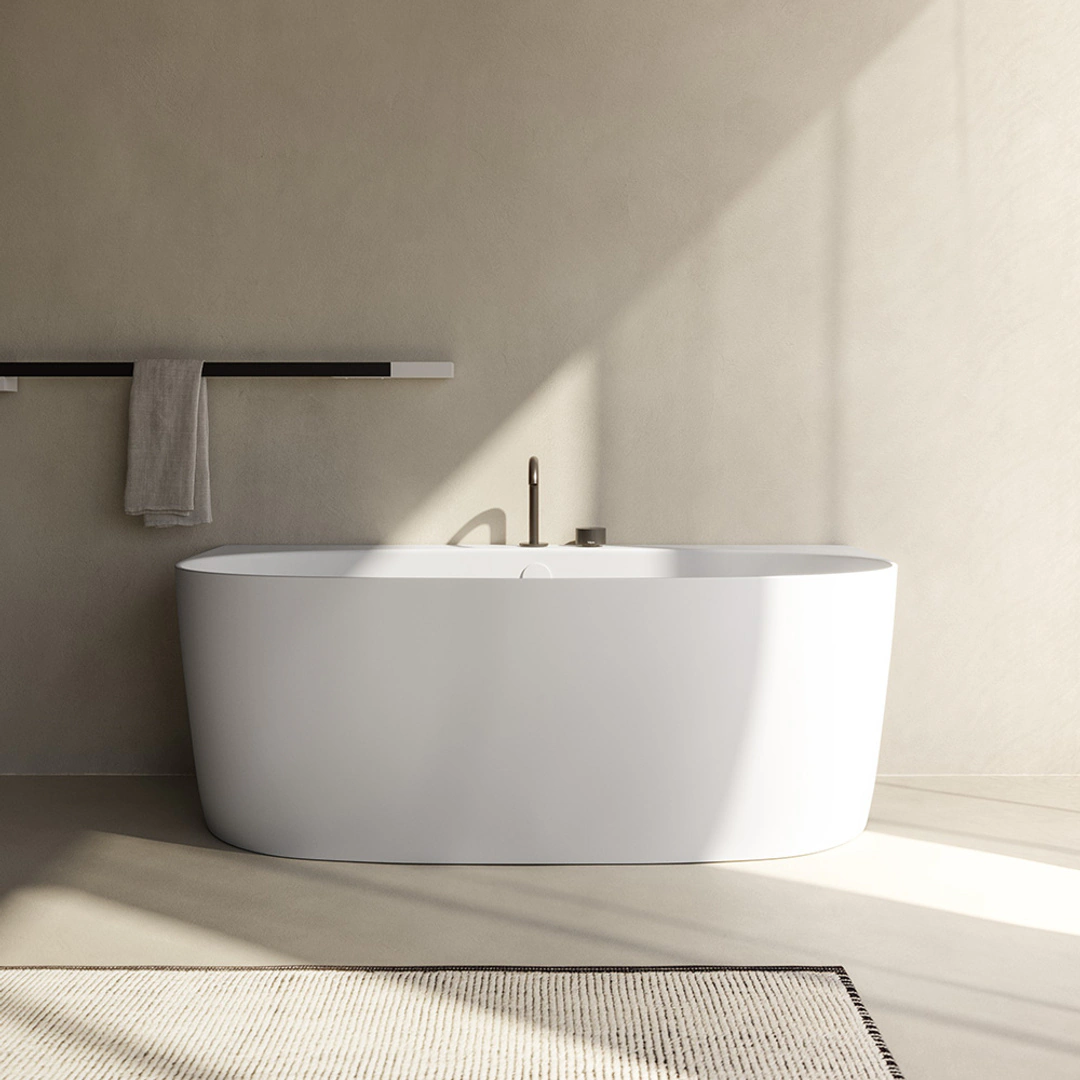 Vasca a parete Arbi Mary 158 × 86 cm in Tekno bianco opaco