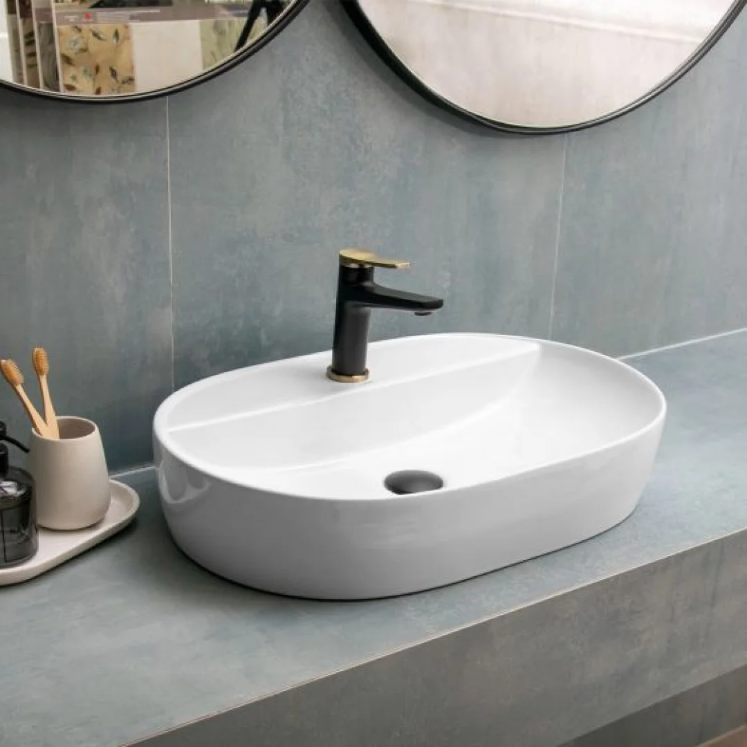 Karag Lavabo da appoggio ovale ceramica 61x40 cm bianco lucido
