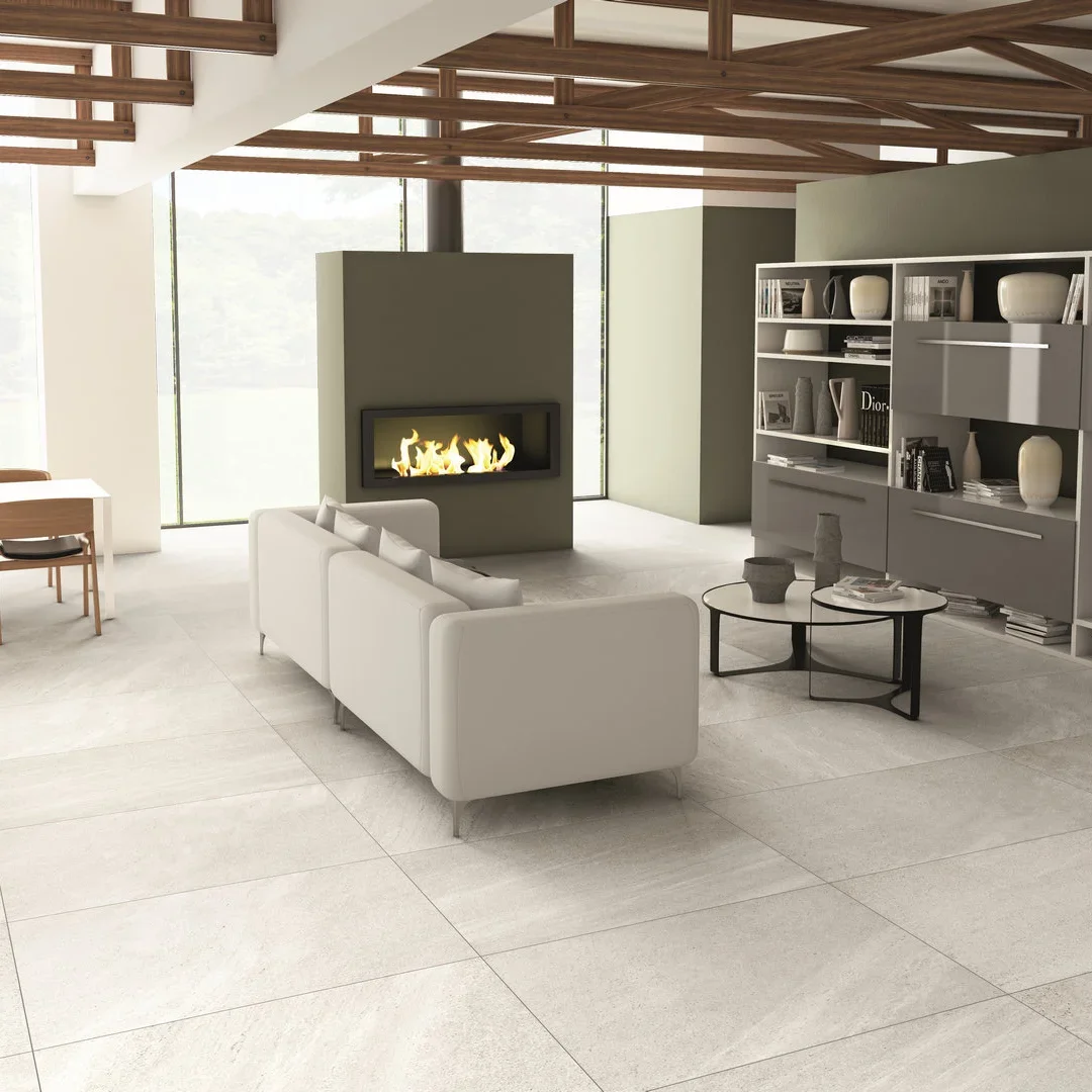 Limestone Ice 120x120 - Interno